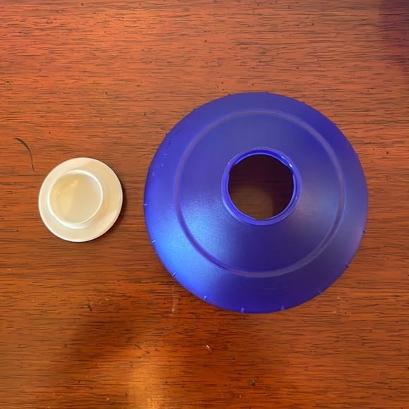 Tupperware 7-Piece Squeeze It Gourmet Decorator Ball Set - Picture 11 of 11